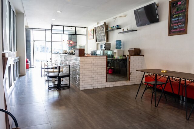 レッドドアーズ ニア セトラサリ モール 4