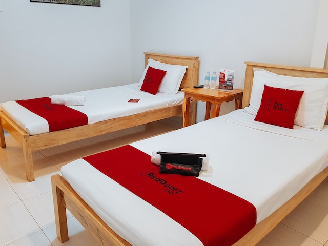 レッドドアーズ ラミロ コミュニティ病院近く