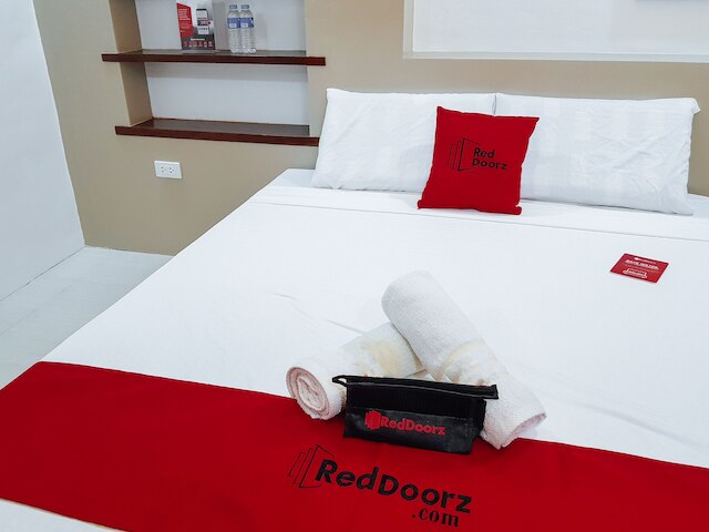 レッドドアーズ @ カイミト ドライブ ダンパス