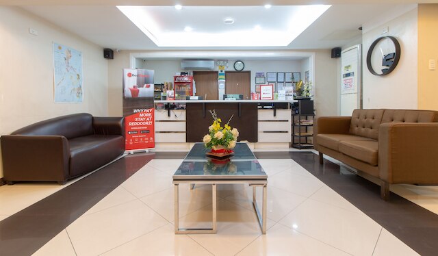 レッドドアーズ ニア SM マニラ