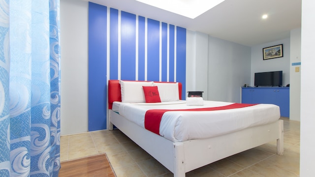 レッドドアーズ アット ドゥ ビルダーズ ルームズ ローワー ビクタン