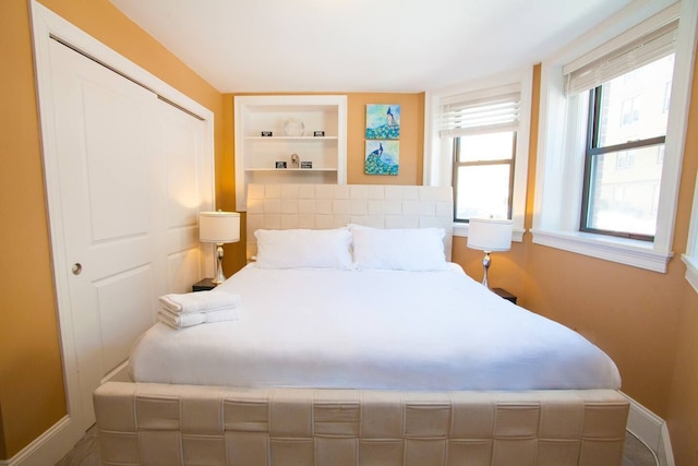 ボストン近くのラックス コンドミニアム - キングサイズベッド 3 台、バスルーム 2 室、パーキング