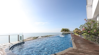 シルバースケープ デラックス マラッカ、アイ ハウジング