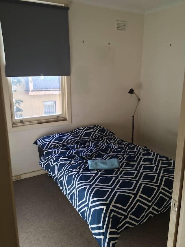 広々としたベッドルーム 3 室、ニュータウンにあるテラス