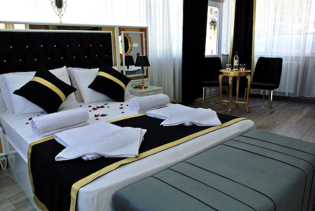 エミルハン ゲスト ハウス & スイーツ