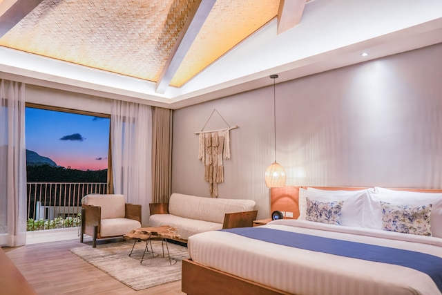 チャーリーズ エル ニド