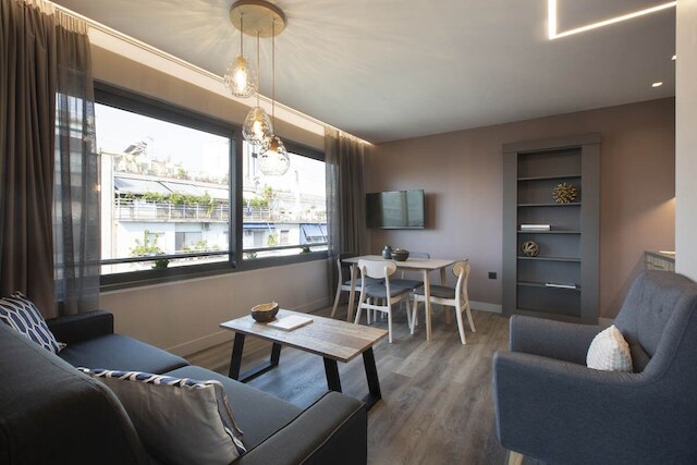 シティ ライツ アテネ