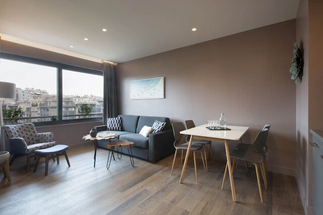 シティ ライツ アテネ