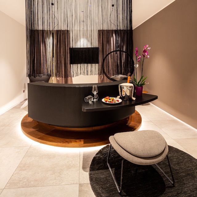 ザ コーナー ドゥオモ ホテル