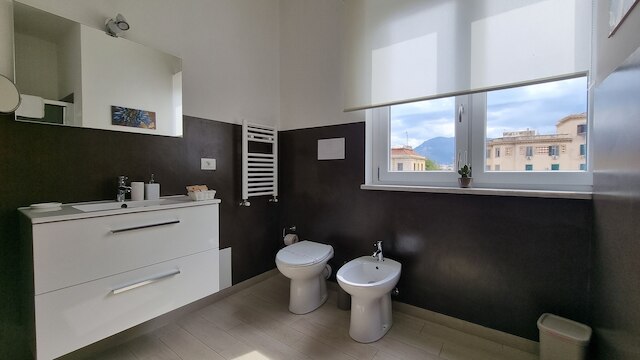 ロケーション 10