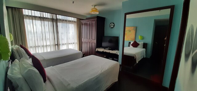 リアーナ サービス スイート アット タイムズ スクエア