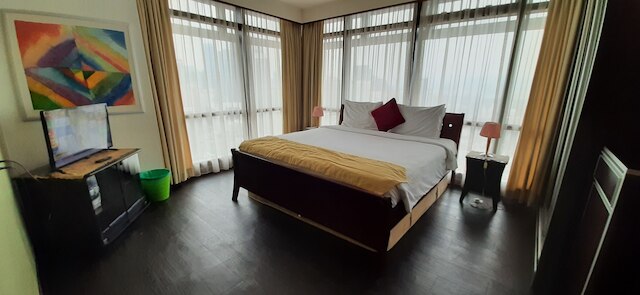 リアーナ サービス スイート アット タイムズ スクエア