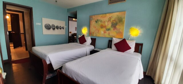 リアーナ サービス スイート アット タイムズ スクエア