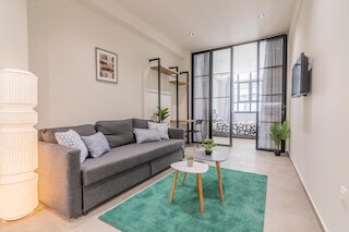 プレンティ アパートメンツ アテネ