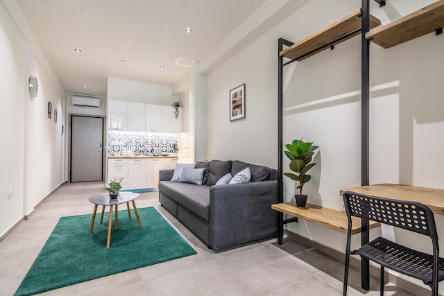 プレンティ アパートメンツ アテネ