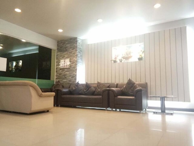 KM クワンパヤオ ホテル