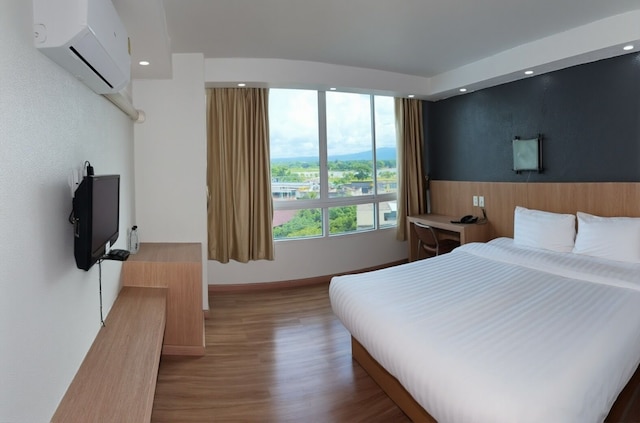 KM クワンパヤオ ホテル