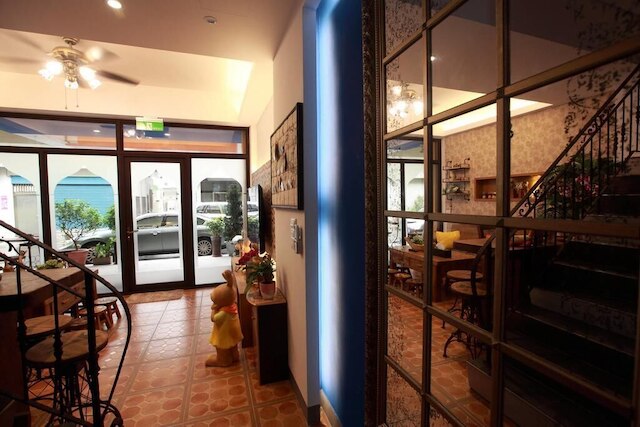 ホームタウン B&B (家郷民宿)