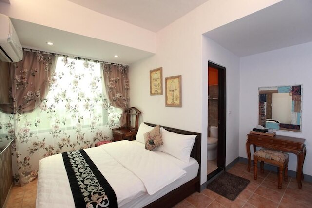 ホームタウン B&B (家郷民宿)