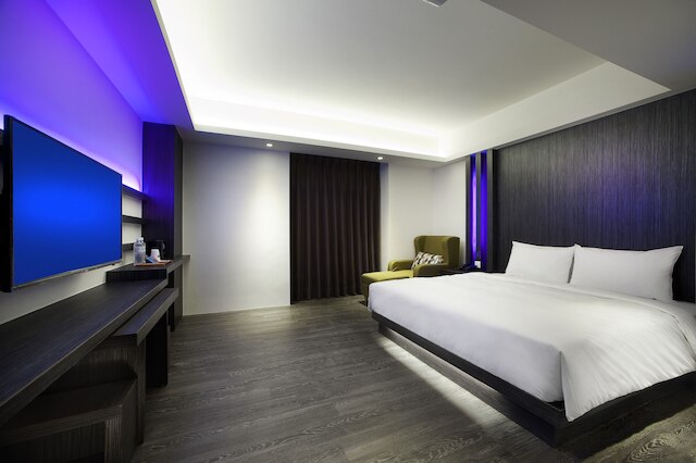 セブン フークン ホテル (福岡七號溫泉飯店)