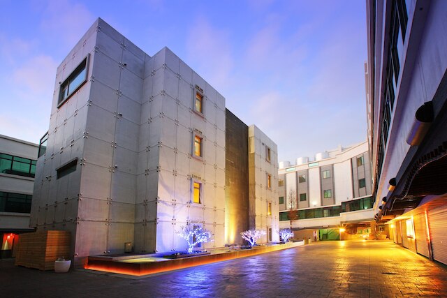 ラヴィプレジデントモーテル (楽葳総裁行館)