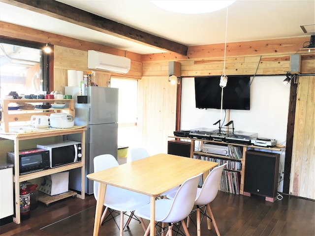 奄美ゲストハウス HUB a nice INN