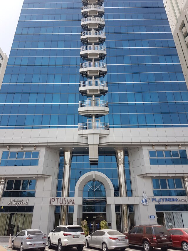 プラチナム ホテル アパートメント