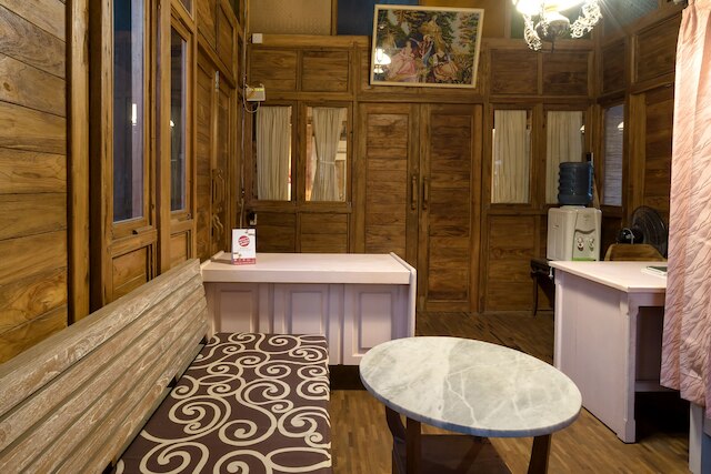 OYO 1592 ガディング 4u ホームステイ