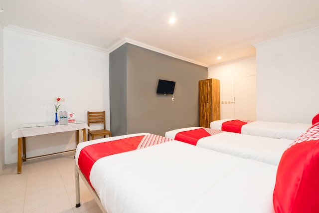 OYO 1592 ガディング 4u ホームステイ