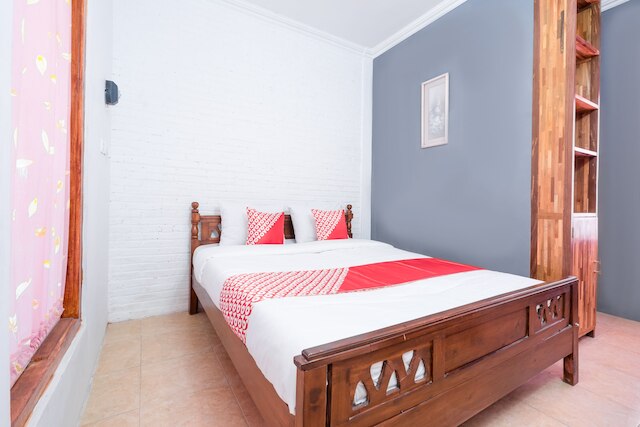 OYO 1592 ガディング 4u ホームステイ