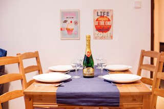 ブルー ハッピー アパートメント