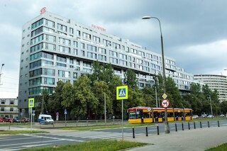 バイオレット トリトン アパートメント