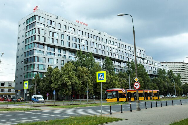 バイオレット トリトン アパートメント