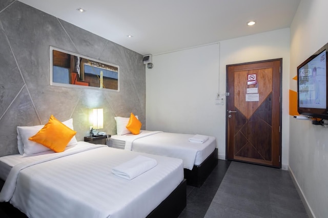 アット ボーダー