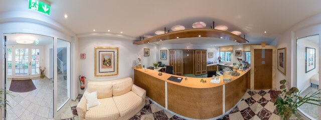 ホテル ヴィラ イム パーク