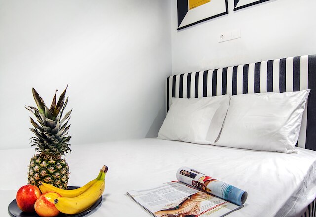 モダンでスタイリッシュな改装されたフラット、メトロの近く