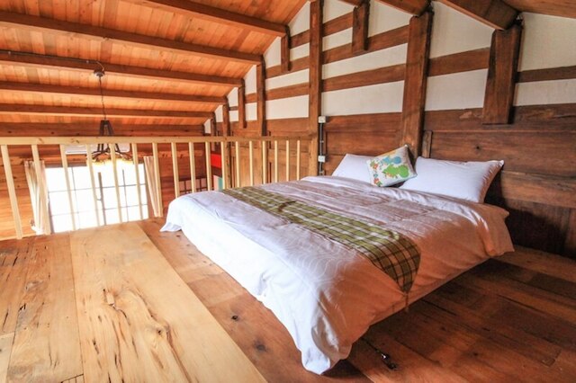 トータリー ハビタット ホームステイ (渾然居原木民宿)