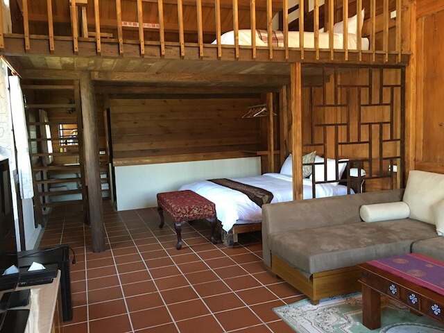 トータリー ハビタット ホームステイ (渾然居原木民宿)