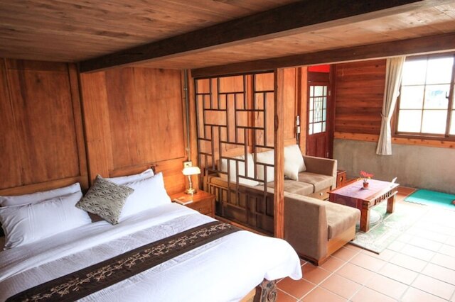 トータリー ハビタット ホームステイ (渾然居原木民宿)