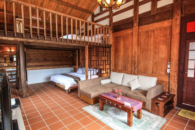 トータリー ハビタット ホームステイ (渾然居原木民宿)