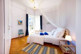 ユア ホーム アンダー ザ アクロポリス ルーフデッキ