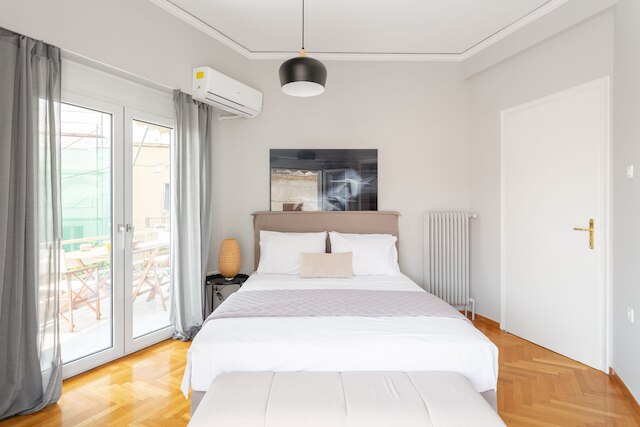 サン スプラッシュド サンクタム バルコニーズ アクロポリス