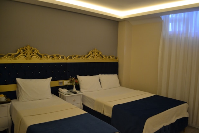 コンスタンチノポリス ホテル