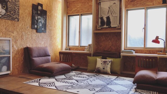 シャドウ ハウス