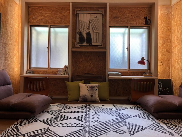 シャドウ ハウス