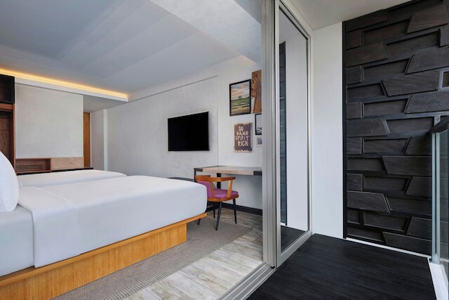 アロフト バリ スミニャック