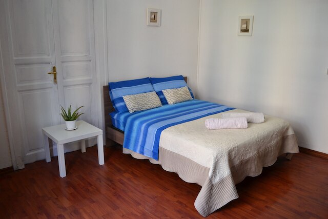 ホステル ヴィア ザラ