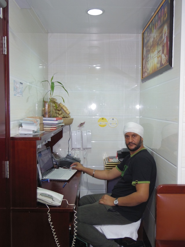 ダッチ ホステル