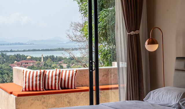 ホワイトモンキーヴィラ - プライベートプール＆ジャクージ