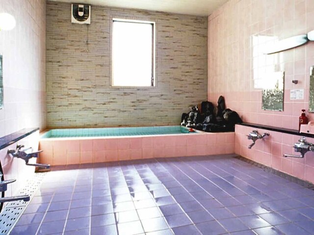 ビレッジヒル壽番館